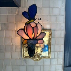 JJ Peng Butterfly Flower Stained Glass Artisan Night Light Vintage